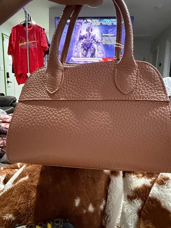 Divina Firenze Blush Pink Pebbled Leather Satchel - Picture 3 of 4